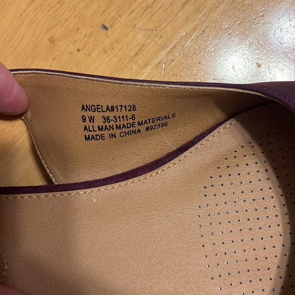 Comfort view suede and leather flats - Picture 8 of 8